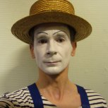 « Mime Suiveur » | Cravant (89)