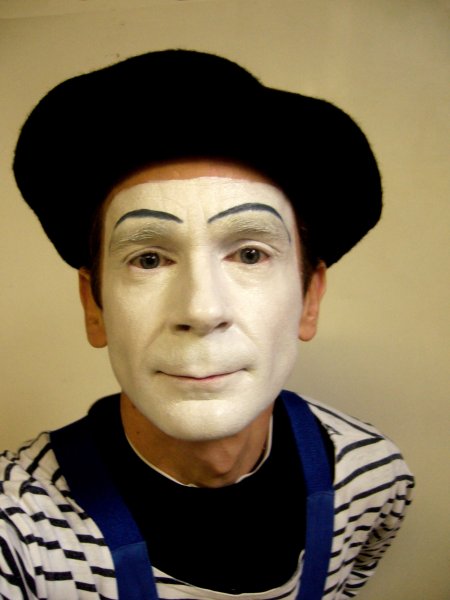 « Mime Suiveur » | CONDÉ-SUR-NOIREAU (14)