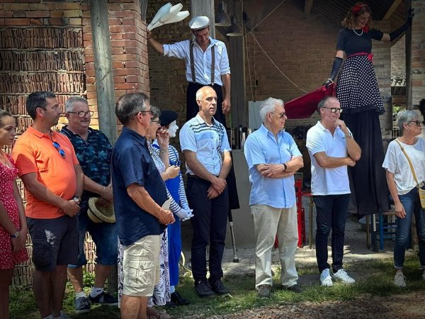 « Mime Suiveur » | TREUZY-LEVELAY (77)