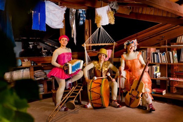 La Buena Compañía Ecuador